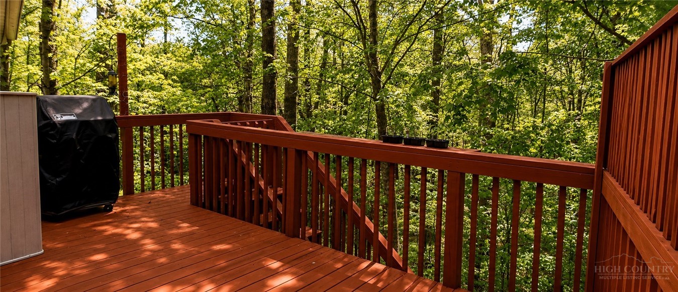 32 Yarrow Circle Property Photo 12