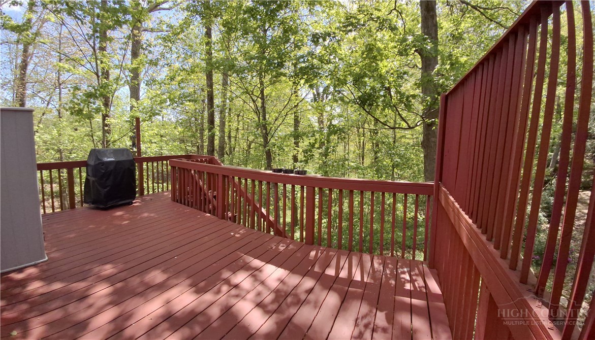 32 Yarrow Circle Property Photo 13
