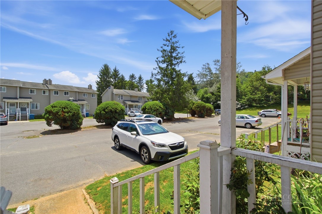 196 Creekside Lane 3-d Property Photo 2