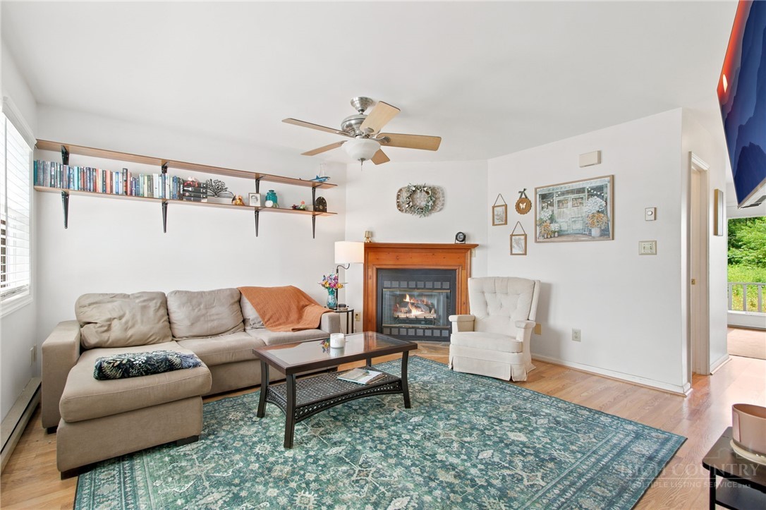 196 Creekside Lane 3-d Property Photo 3