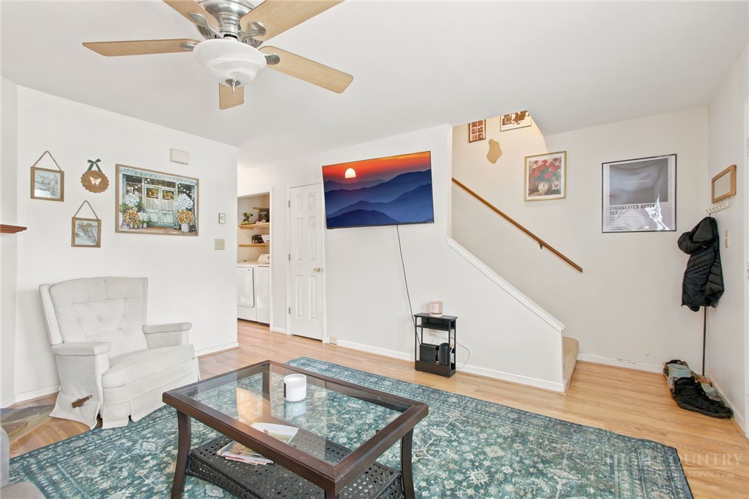 196 Creekside Lane 3-d Property Photo 5