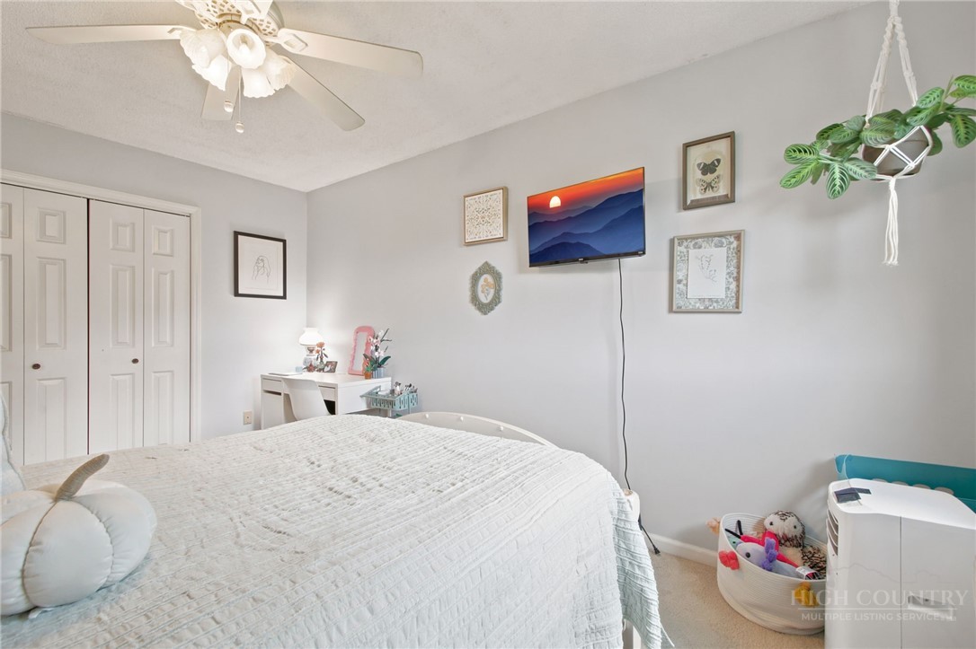 196 Creekside Lane 3-d Property Photo 20