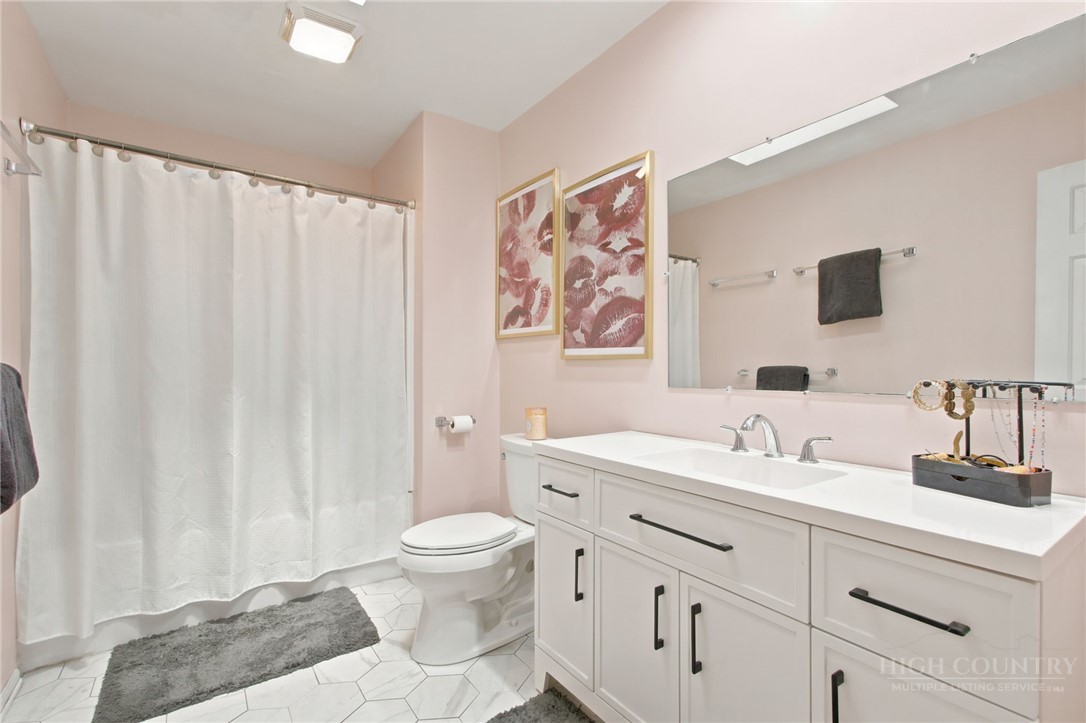 196 Creekside Lane 3-d Property Photo 22