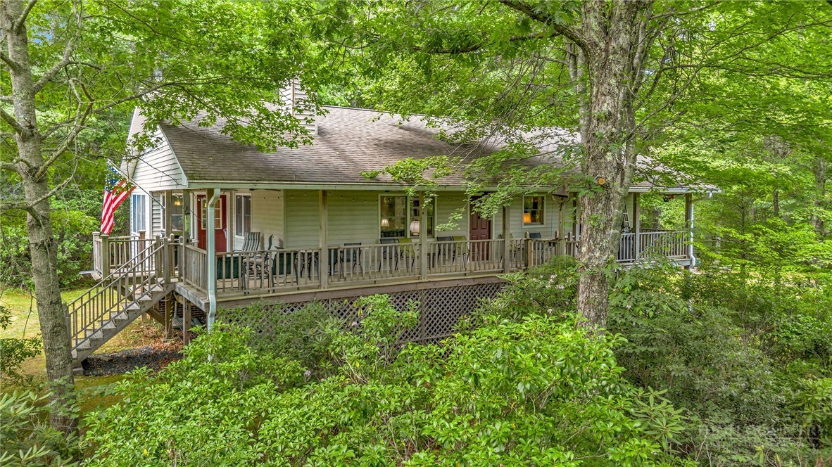 657 Wolfpack Drive Property Photo 1