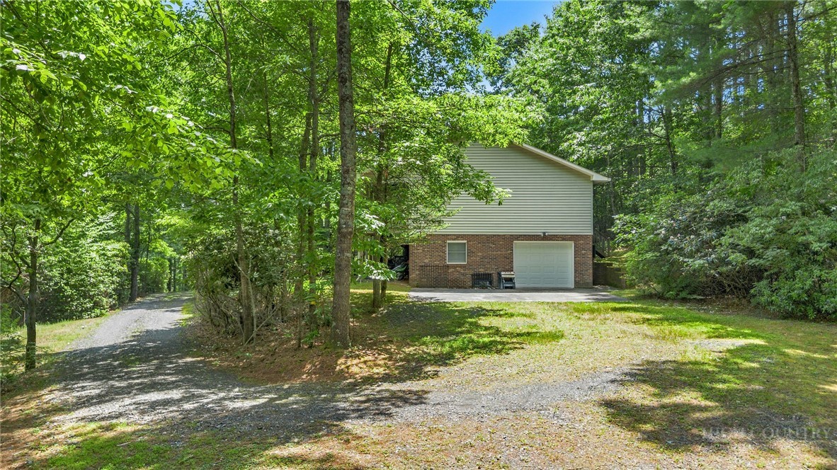 657 Wolfpack Drive Property Photo 6