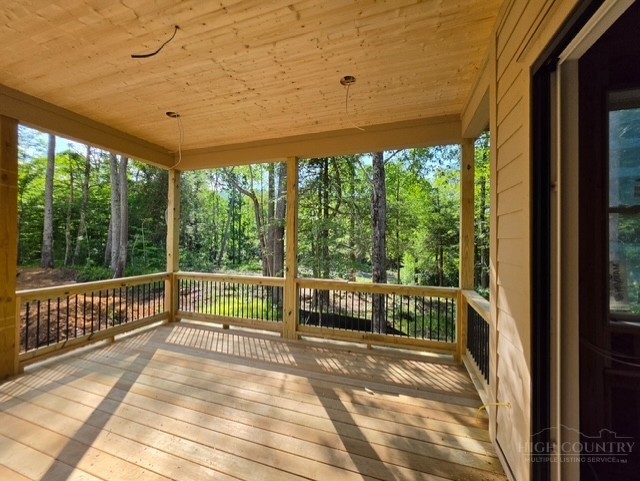 467 Linville River Drive Property Photo 20