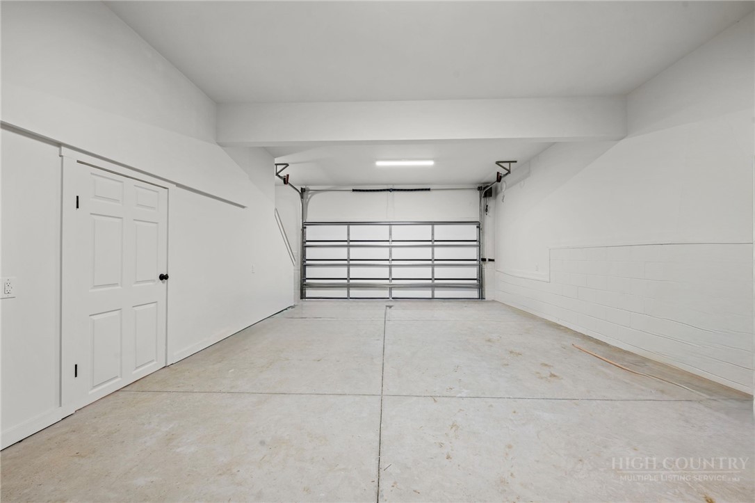 102 Snowplow Lane Property Photo 34