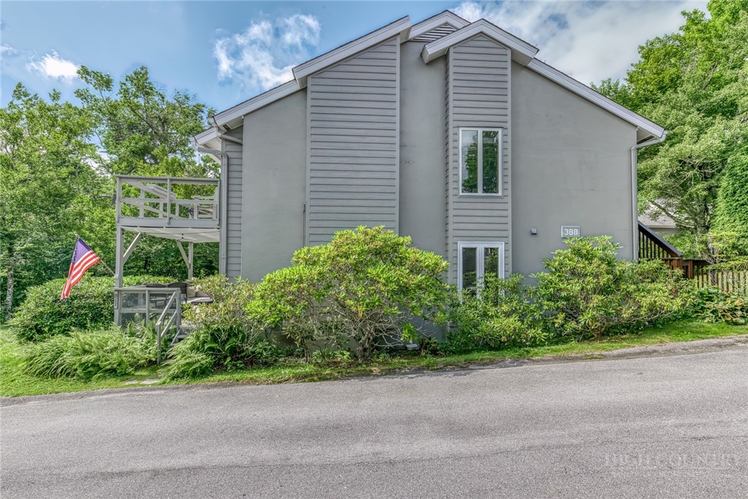 388 Skyleaf Drive B12 Property Photo 1