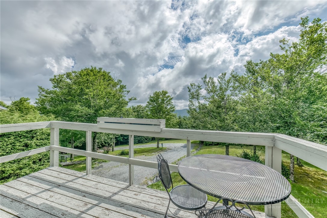388 Skyleaf Drive B12 Property Photo 18