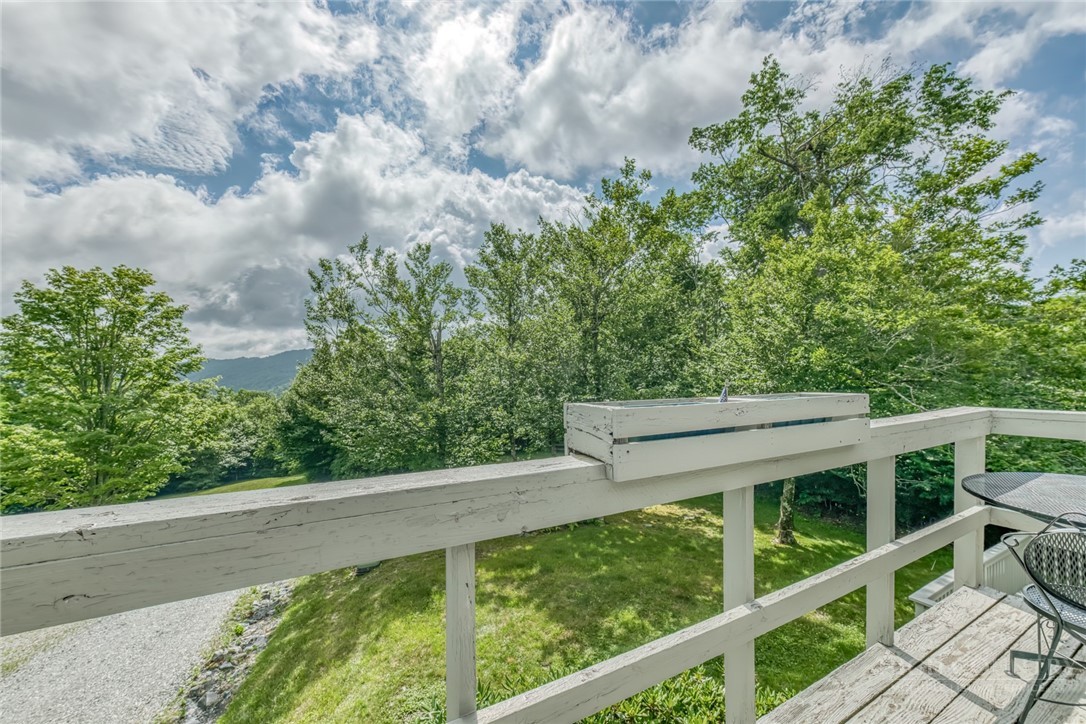 388 Skyleaf Drive B12 Property Photo 19