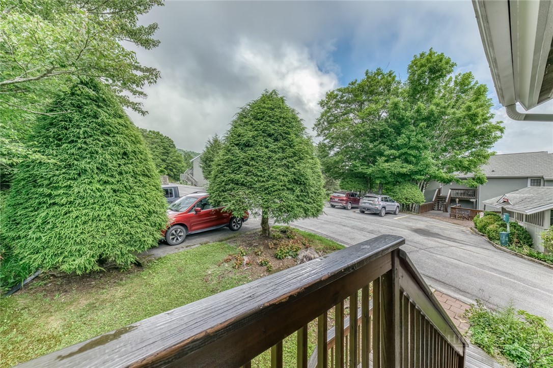 388 Skyleaf Drive B12 Property Photo 23