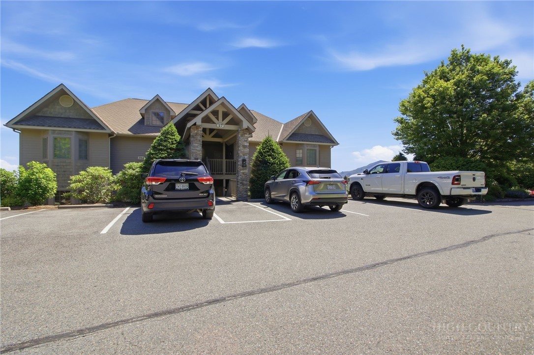 314 Ridgeline Mountain 17 D Property Photo 1
