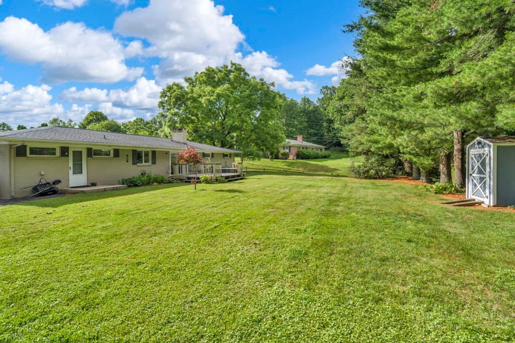 443 Dogwood Road Property Photo 4