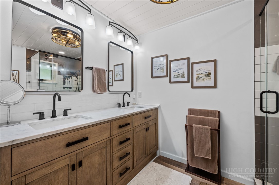 128 Village Road Property Photo 19