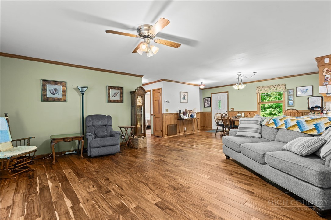 428 Trojan Horse Circle Property Photo 8