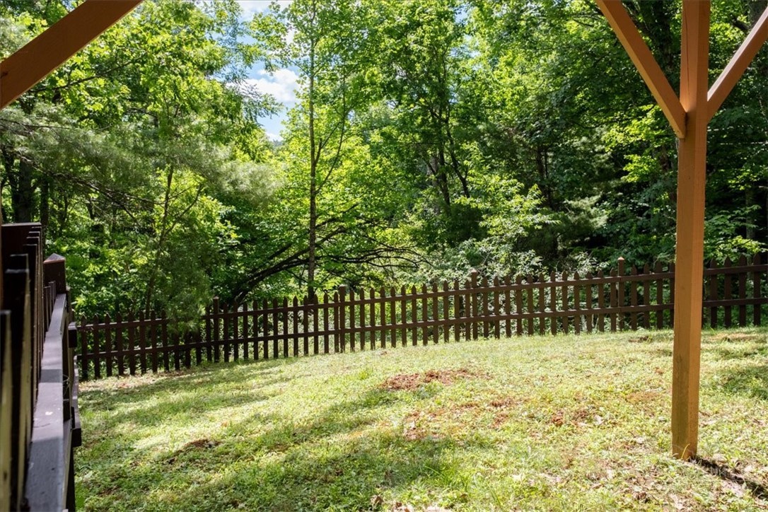 1218 Waterfall Road Property Photo 7