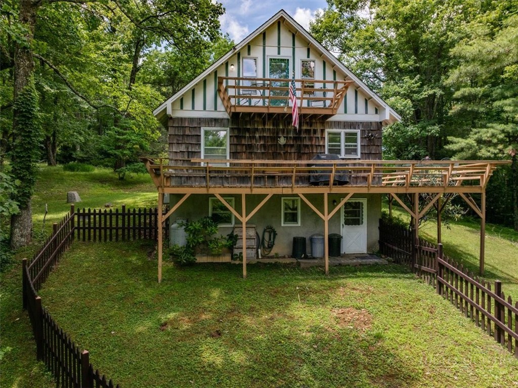 1218 Waterfall Road Property Photo 8