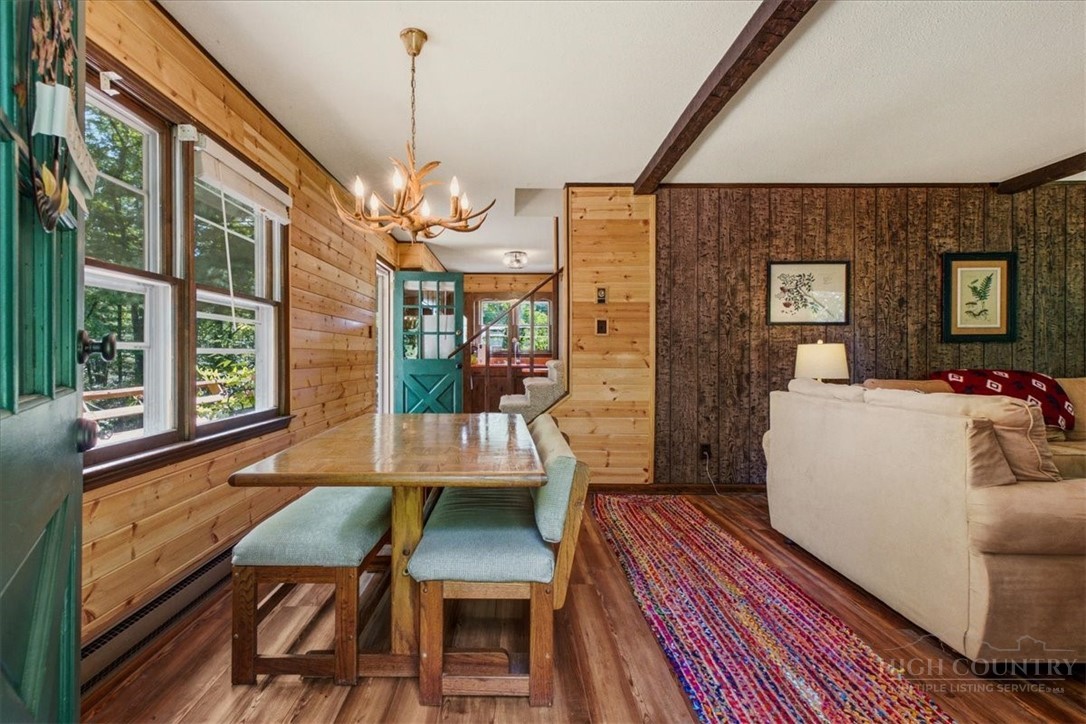 1218 Waterfall Road Property Photo 11