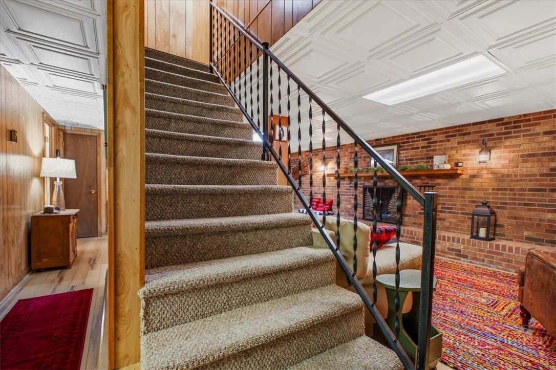 1218 Waterfall Road Property Photo 29