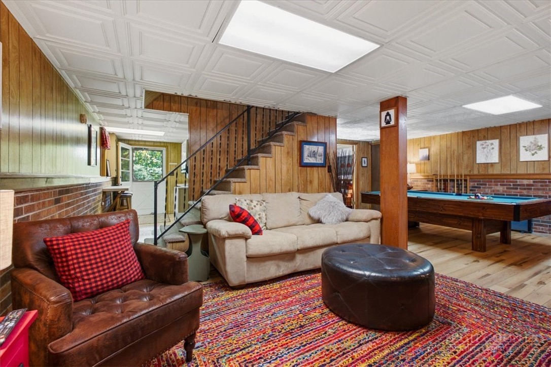 1218 Waterfall Road Property Photo 30