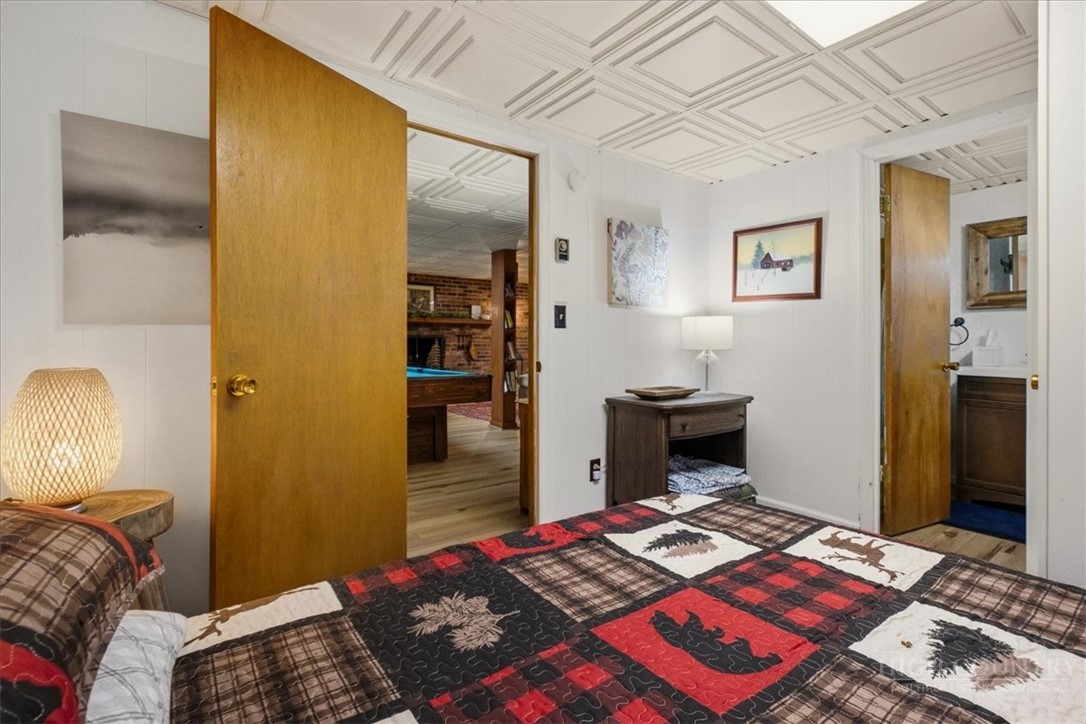 1218 Waterfall Road Property Photo 35