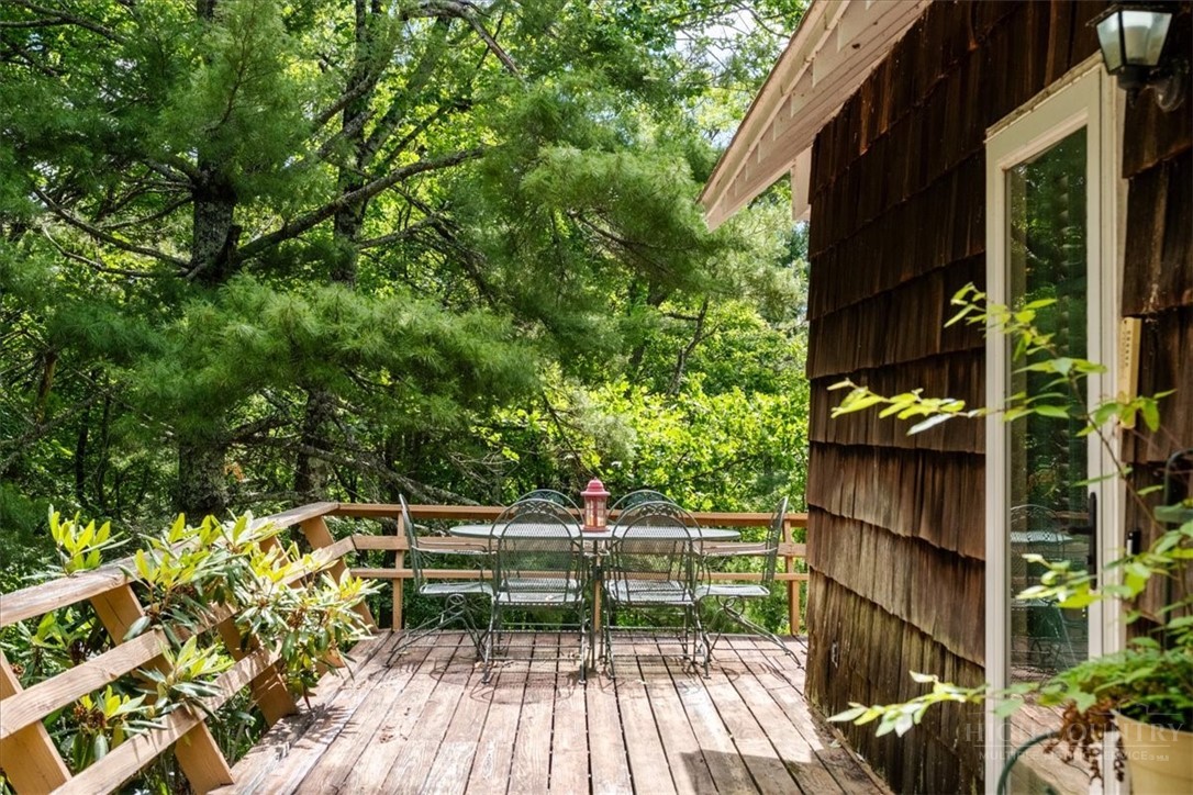 1218 Waterfall Road Property Photo 48