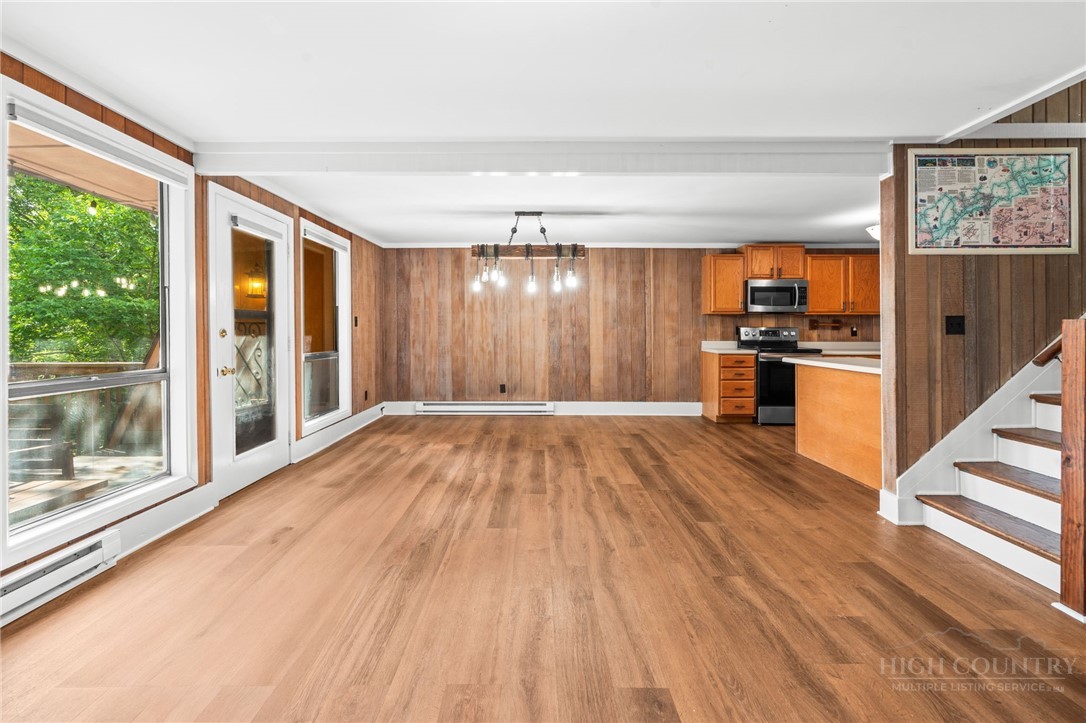 220 Charter Hills Road B3 Property Photo 5