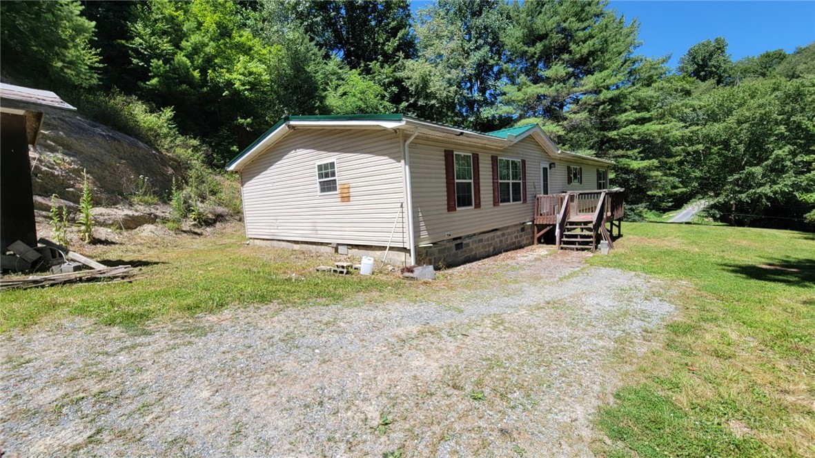 737 Lower Crab Orchard Road Property Photo 12