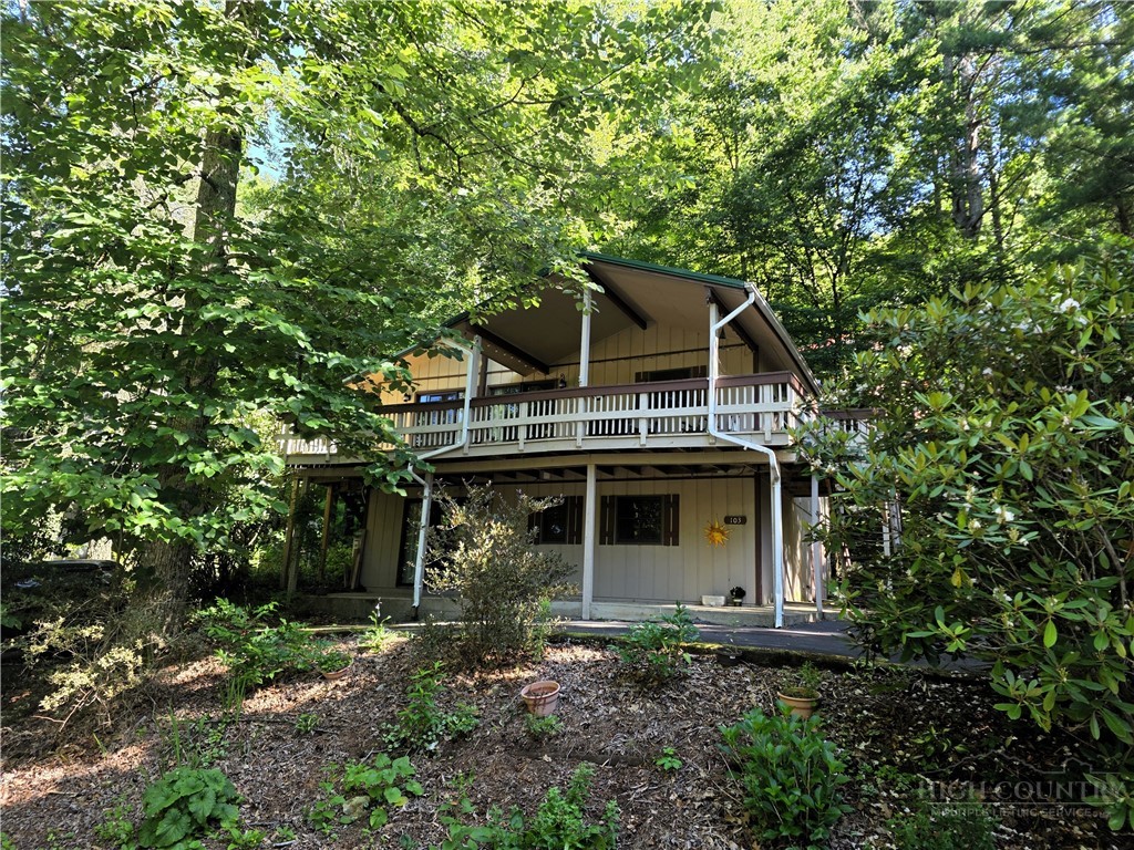 103 Pine View Road Property Photo 2