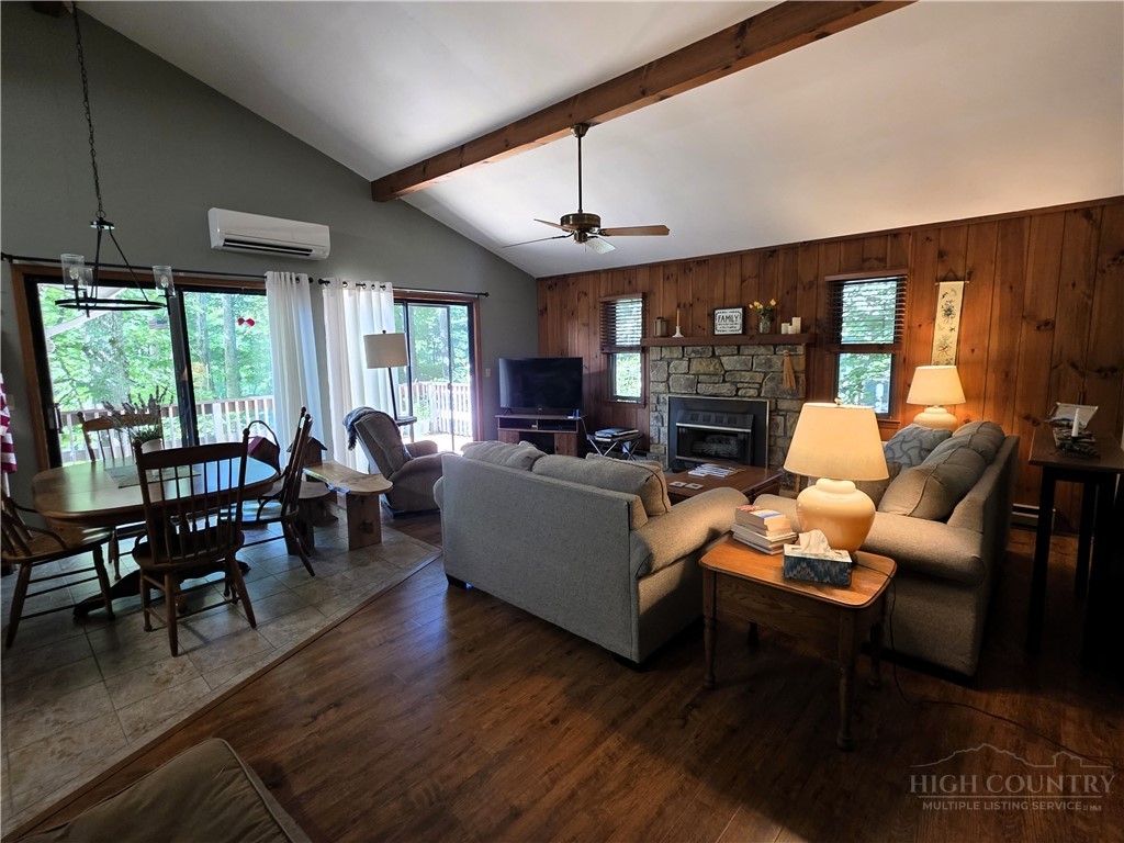 103 Pine View Road Property Photo 4
