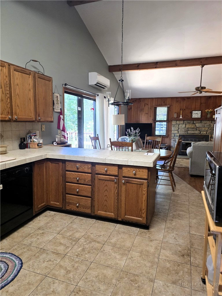 103 Pine View Road Property Photo 8