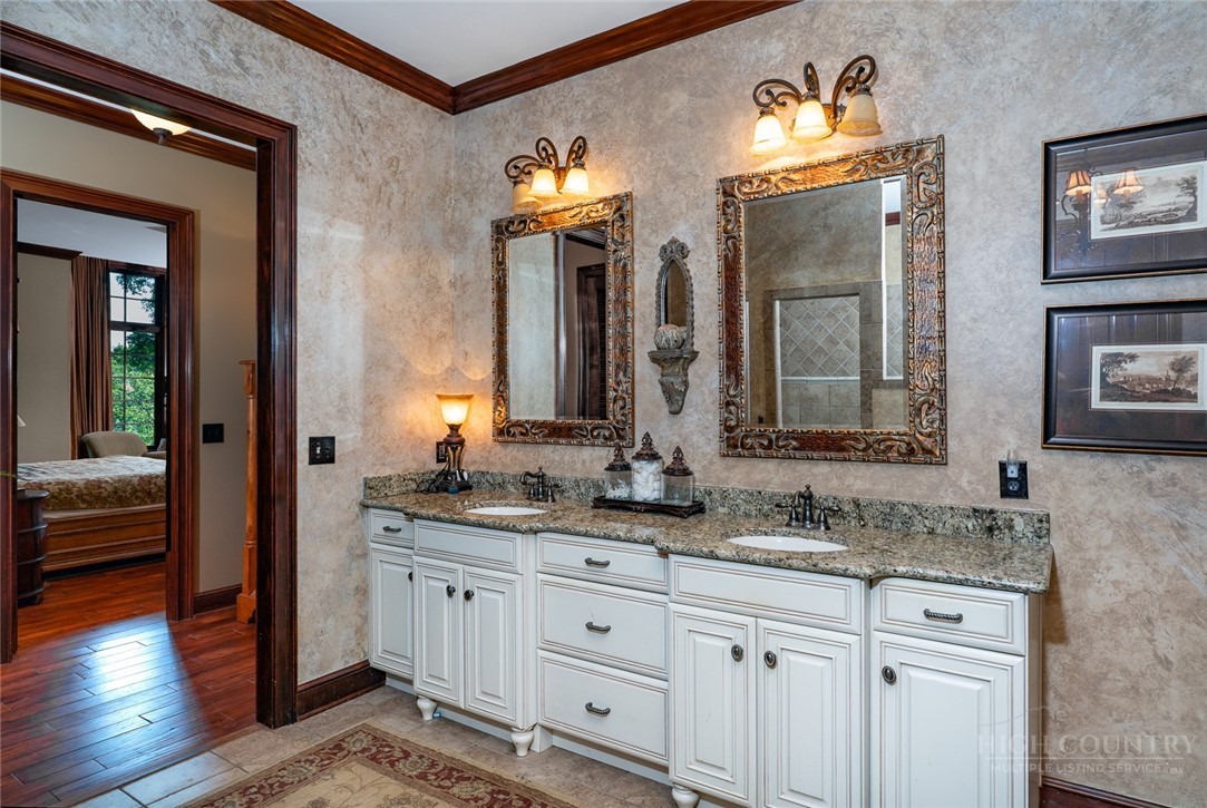 285 Wetherley Property Photo 22