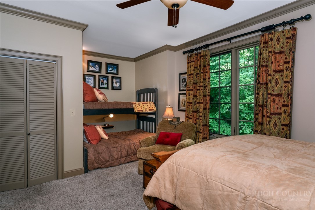 285 Wetherley Property Photo 44