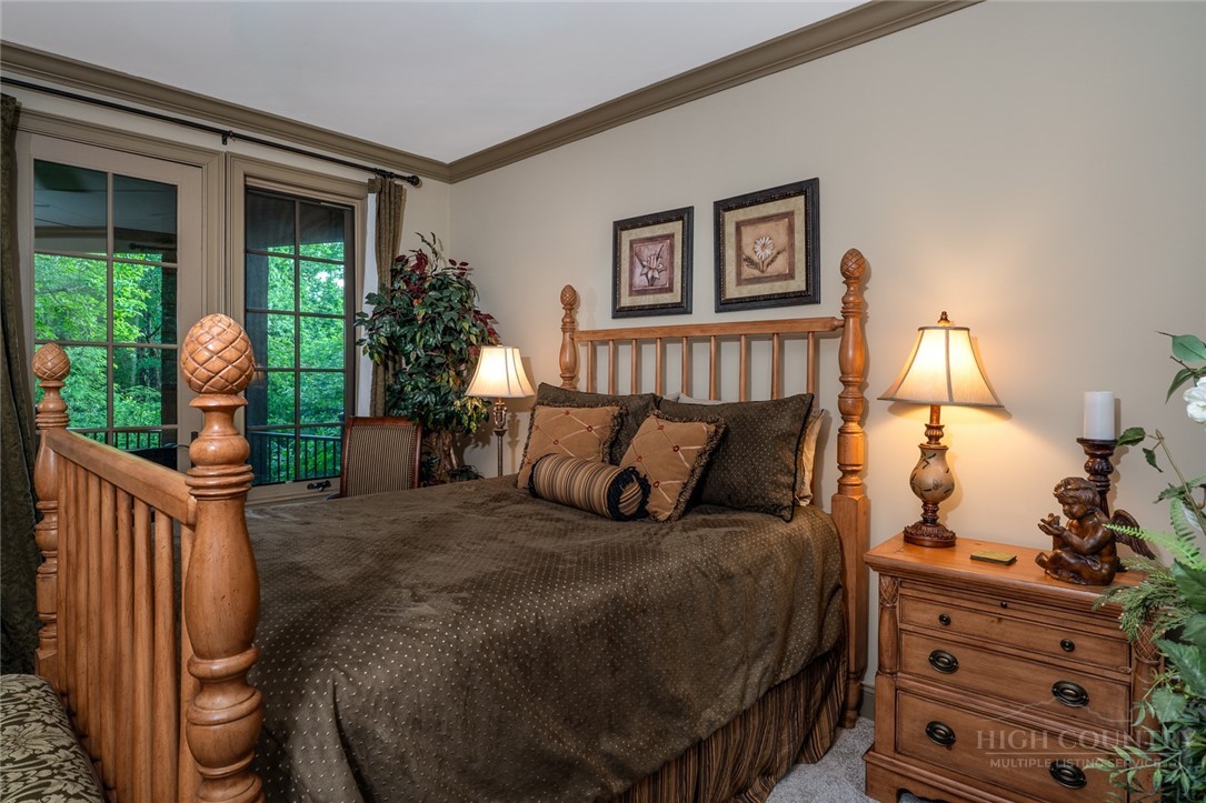 285 Wetherley Property Photo 45