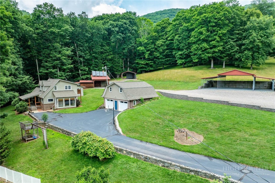 1861 Vanderpool Road Property Photo 1
