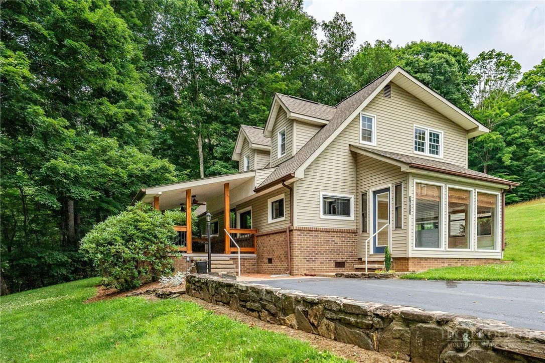 1861 Vanderpool Road Property Photo 2
