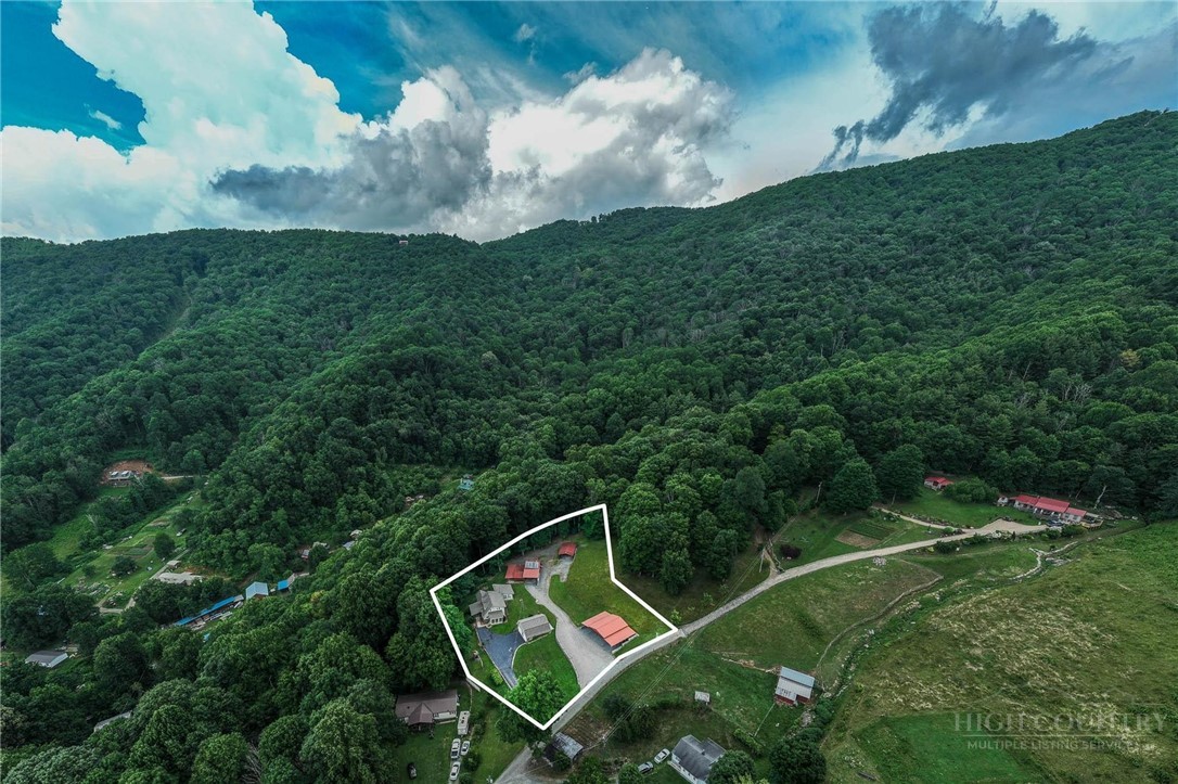 1861 Vanderpool Road Property Photo 4