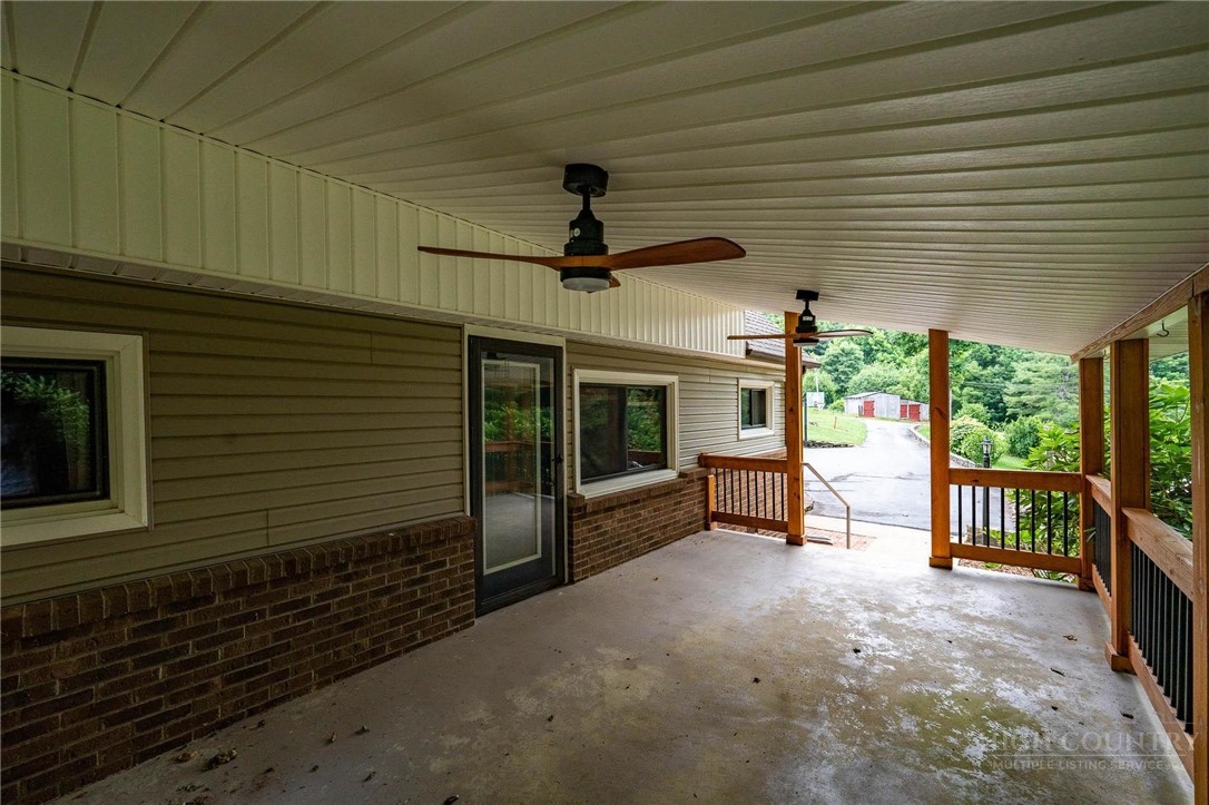 1861 Vanderpool Road Property Photo 8