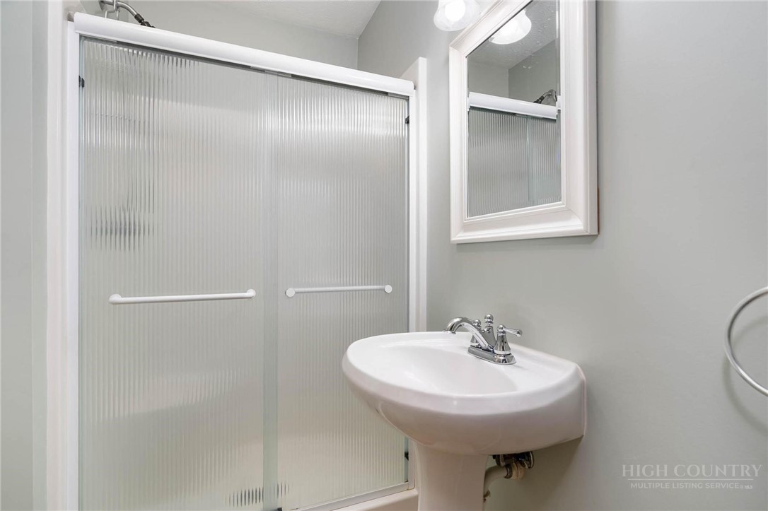 1861 Vanderpool Road Property Photo 23