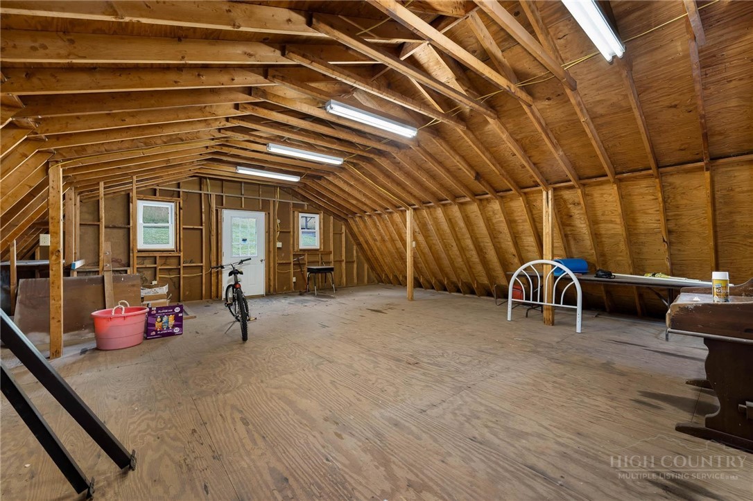 1861 Vanderpool Road Property Photo 43