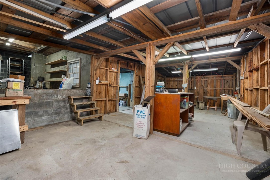 1861 Vanderpool Road Property Photo 48