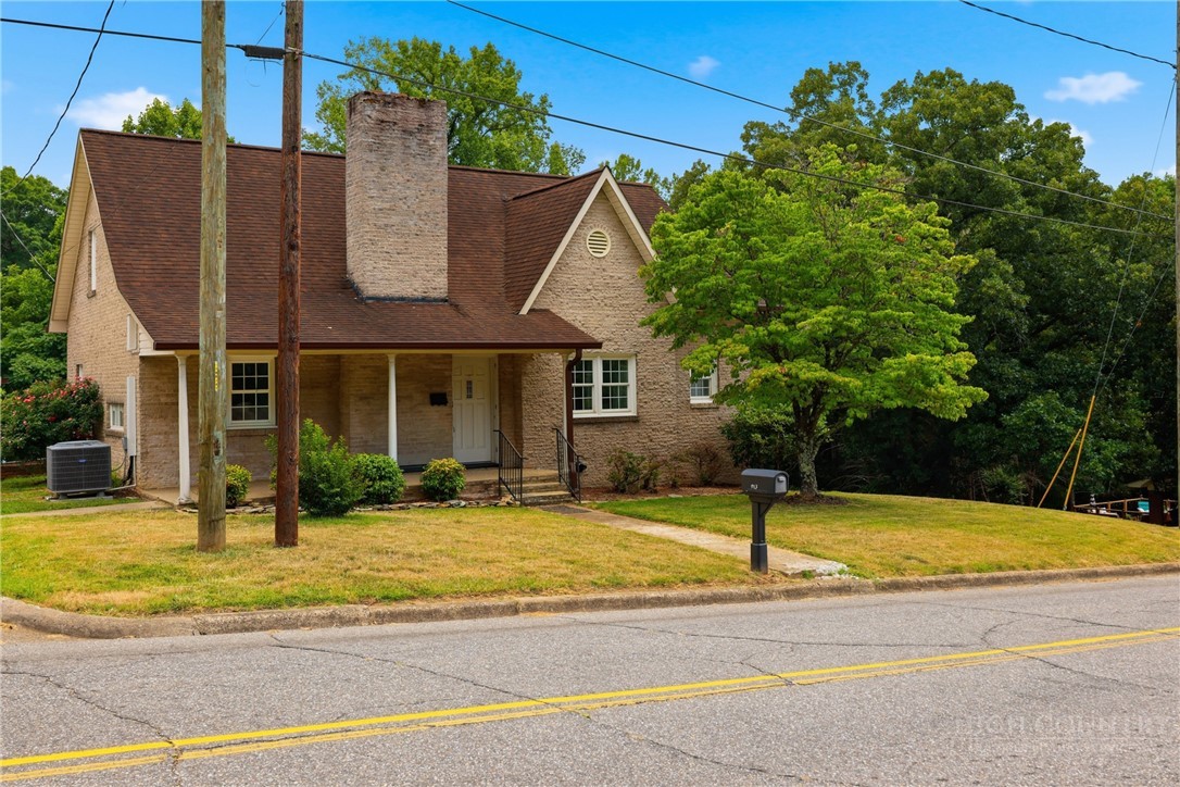 913 I Street Property Photo 1