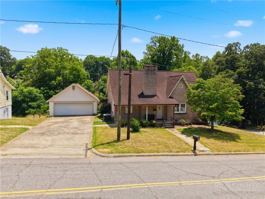 913 I Street Property Photo 2