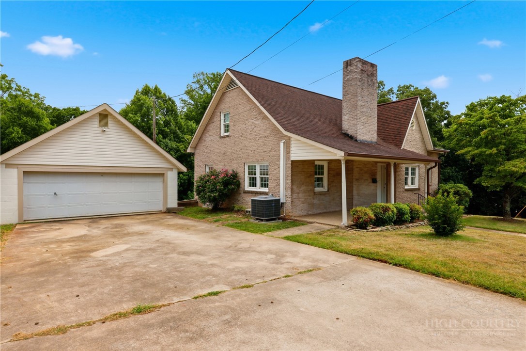 913 I Street Property Photo 3