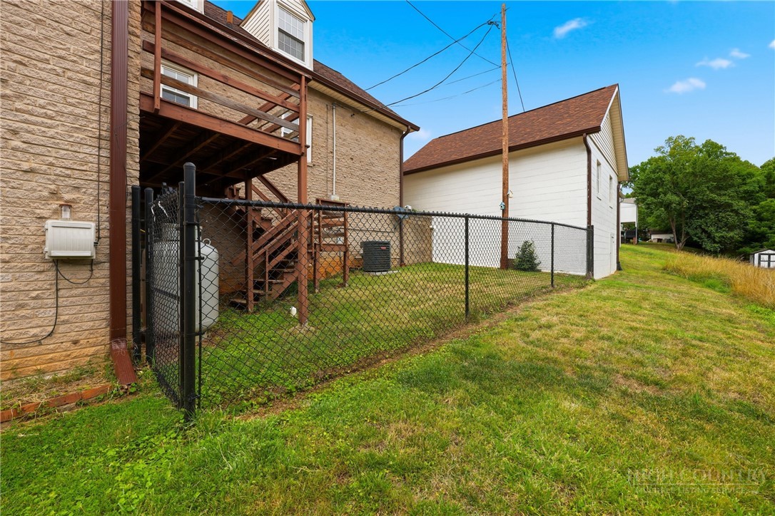 913 I Street Property Photo 5