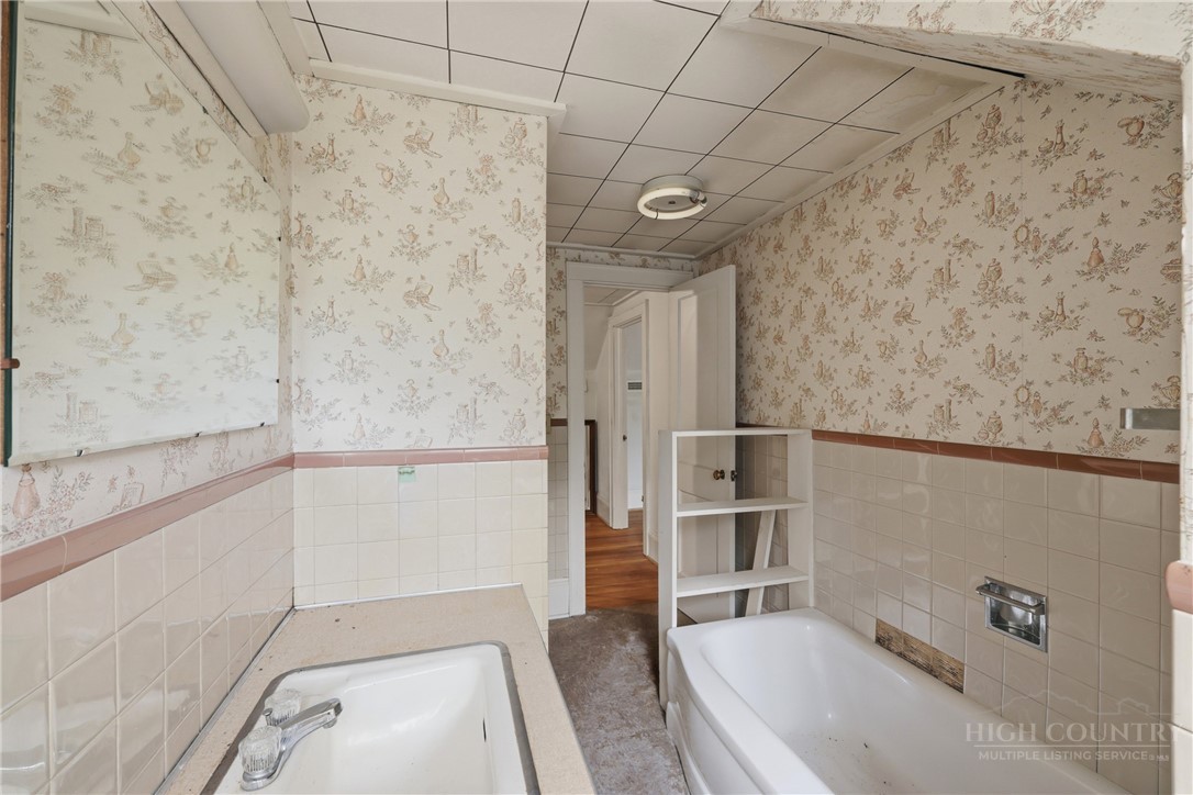 913 I Street Property Photo 21