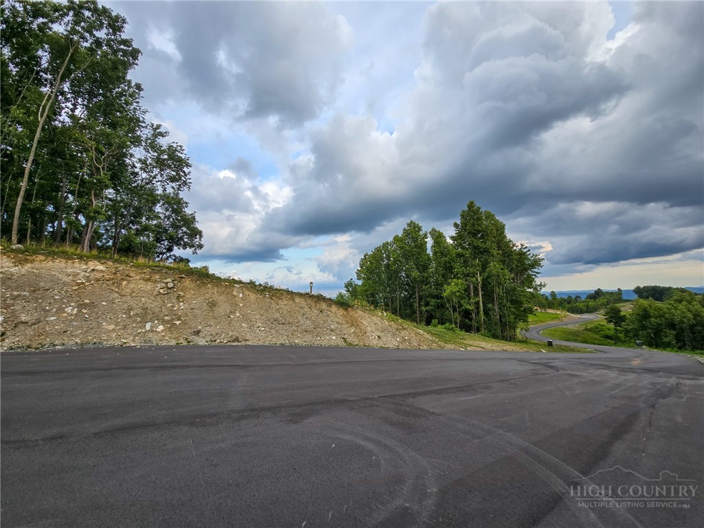 148 Angelfire Trail Property Photo 7