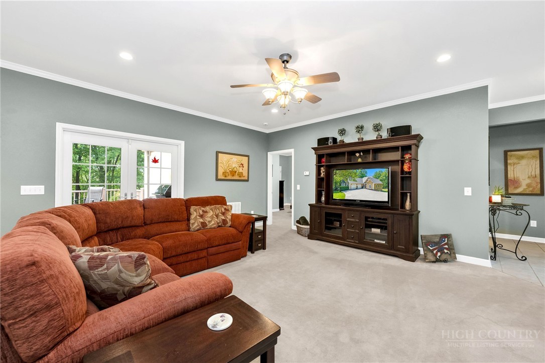 5222 N Nc Highway 16 Property Photo 11
