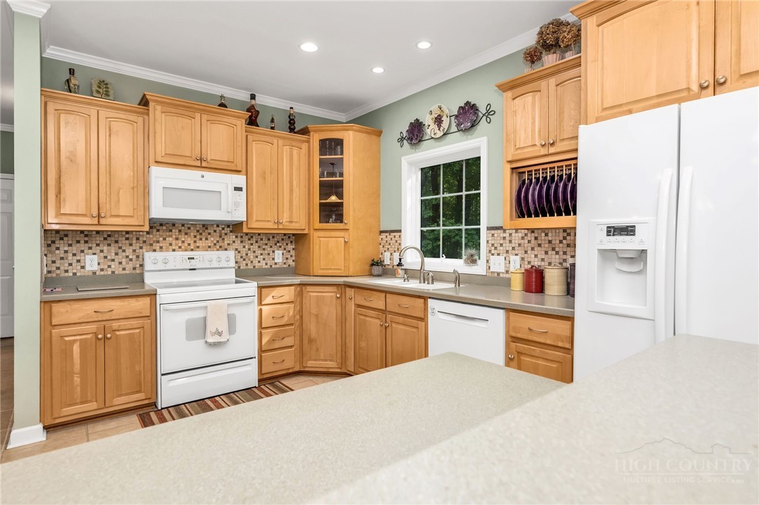 5222 N Nc Highway 16 Property Photo 17