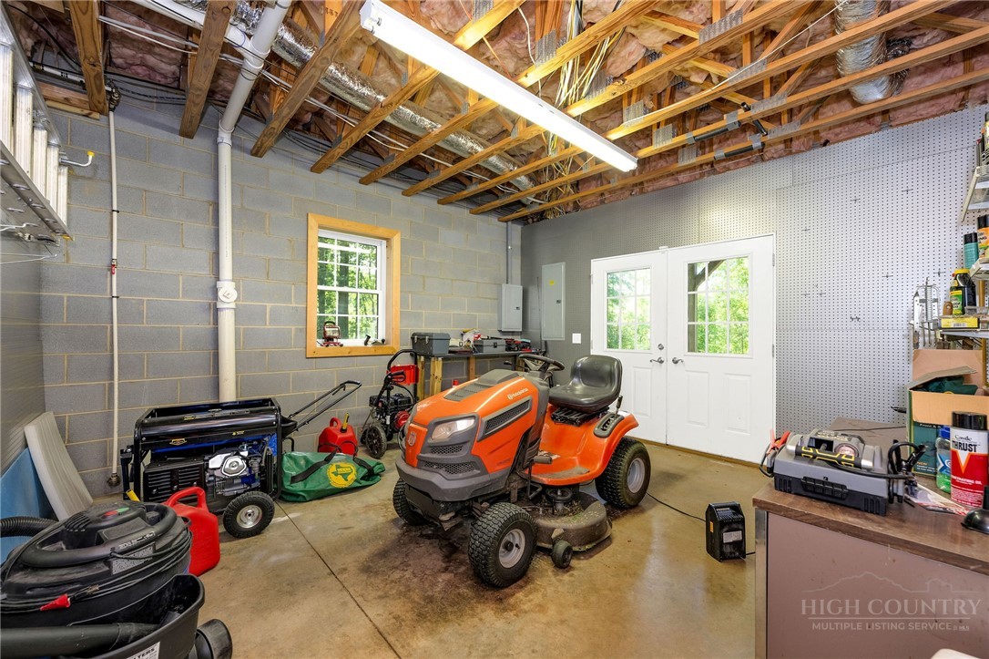 5222 N Nc Highway 16 Property Photo 45